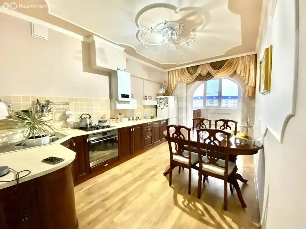 2-комнатная квартира: Чебоксары, улица Академика Королёва, 4 (75.5 м) - Фото 1