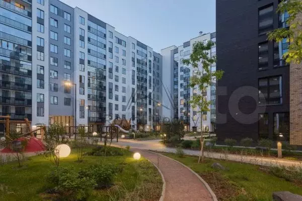 2-к. квартира, 58 м, 8/10 эт. - Фото 0