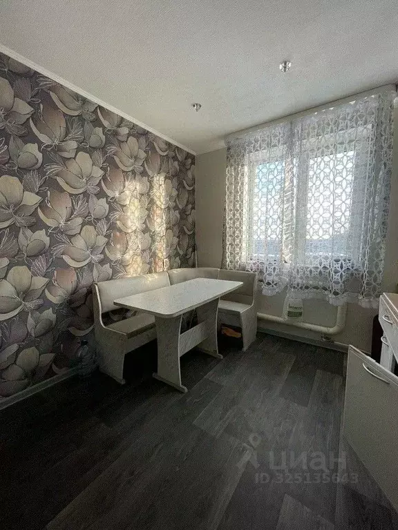 3-к кв. Свердловская область, Горноуральский пгт 47 (64.1 м) - Фото 1