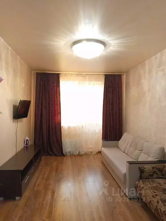 1-к кв. Татарстан, Казань ул. Баки Урманче, 8 (46.0 м) - Фото 0
