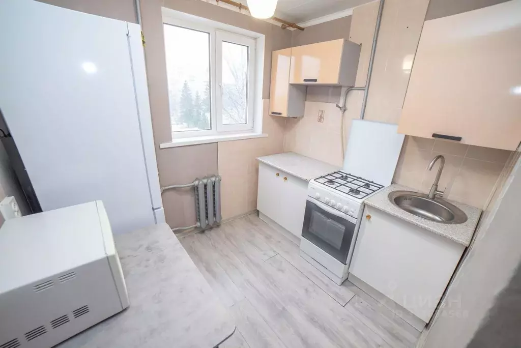 2-к кв. Свердловская область, Екатеринбург ул. Ясная, 34/2 (37.1 м) - Фото 2