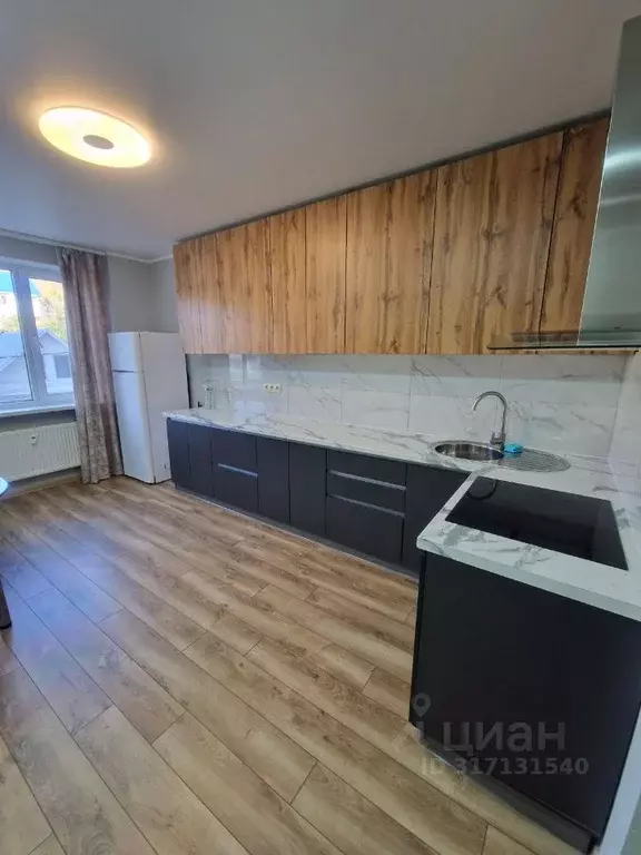 2-к кв. Саратовская область, Саратов ул. Стрельбище, 22 (65.0 м) - Фото 0