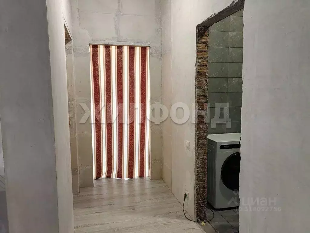 2-к кв. Новосибирская область, Новосибирск ул. Курчатова, 18 (60.8 м) - Фото 0