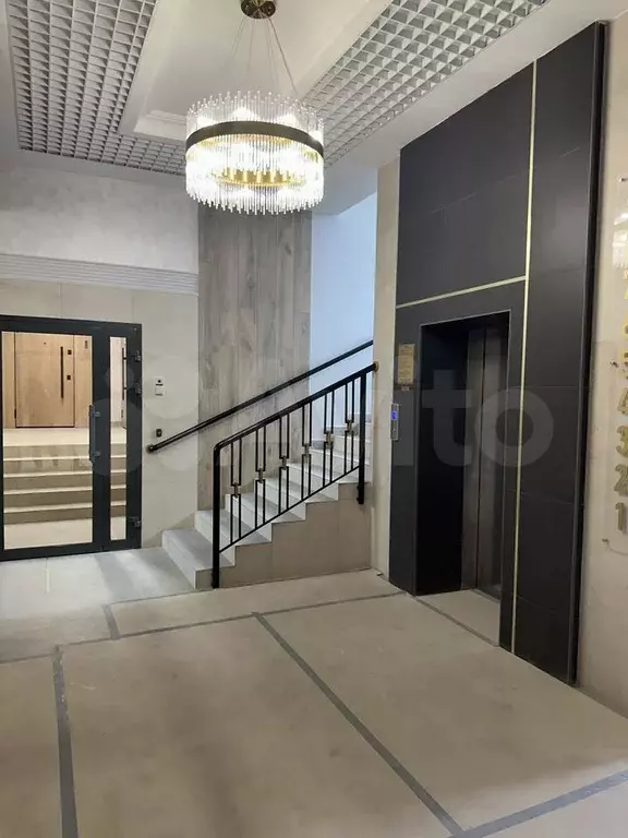 2-к. квартира, 71,8 м, 9/9 эт. - Фото 0