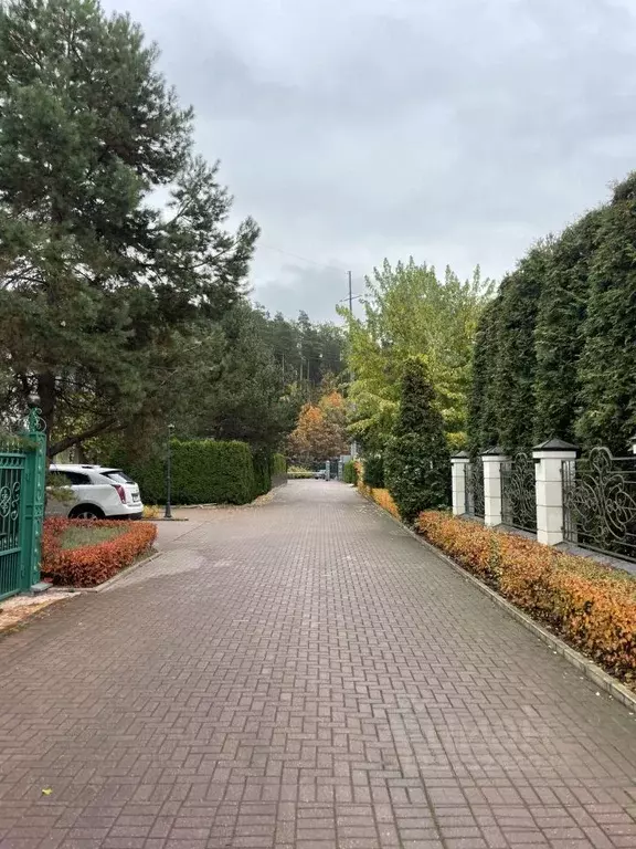 Участок в Московская область, Одинцовский городской округ, пос. ... - Фото 1