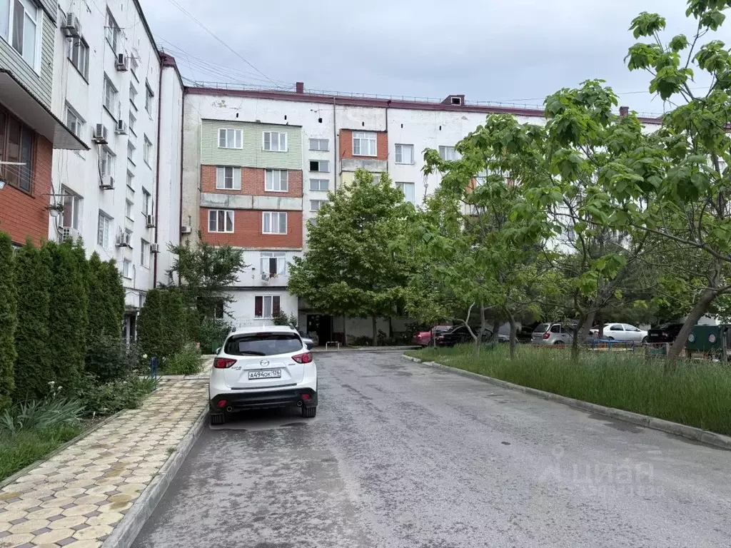 2-к кв. Дагестан, Каспийск ул. Бульвар Абдуллаева, 1 (50.0 м) - Фото 1