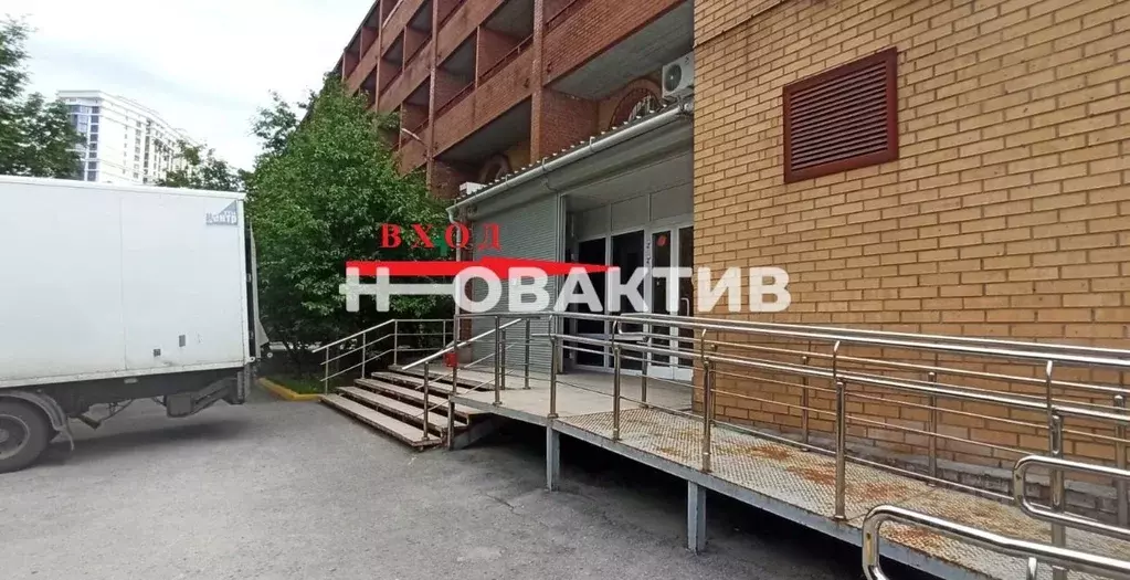 Помещение свободного назначения в Новосибирская область, Новосибирск ... - Фото 0