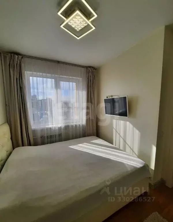 3-к кв. Иркутская область, Иркутск Байкальская ул., 307 (64.2 м) - Фото 0