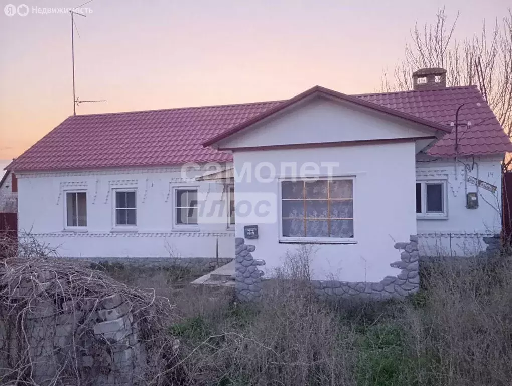 Дом в село Маховище, Центральная улица, 14 (50 м) - Фото 1