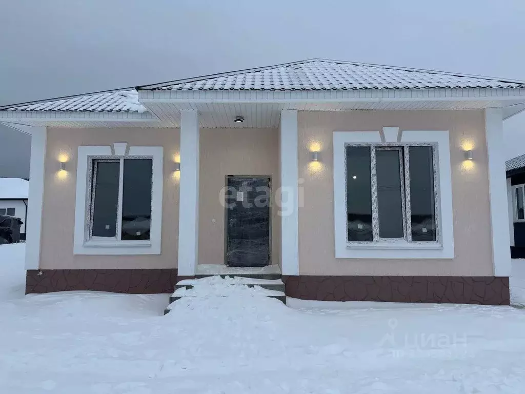 Дом в Свердловская область, Сысертский муниципальный округ, д. ... - Фото 1