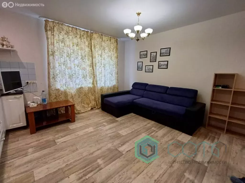 1-комнатная квартира: Калининград, Пехотная улица, 10 (30 м) - Фото 1