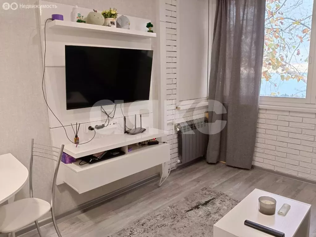 Квартира-студия: Сочи, микрорайон Бытха, улица Бытха, 40 (18 м) - Фото 1