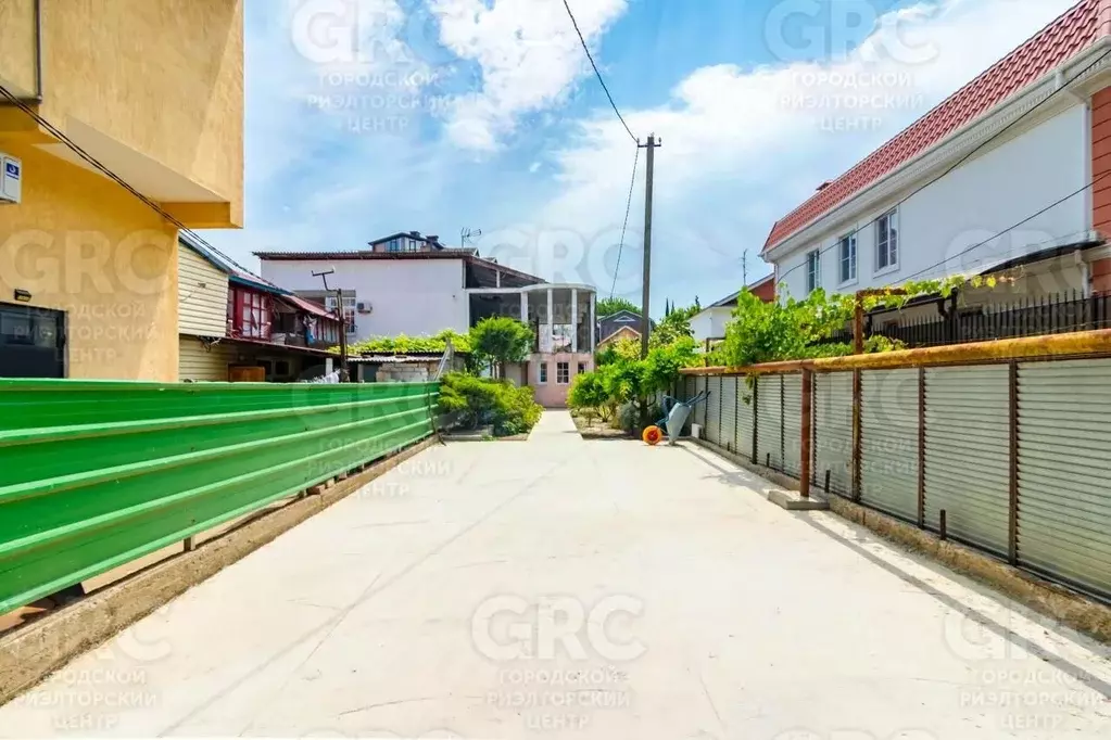 Дом в Краснодарский край, Сочи ул. Демократическая, 98Б/1 (361 м) - Фото 0