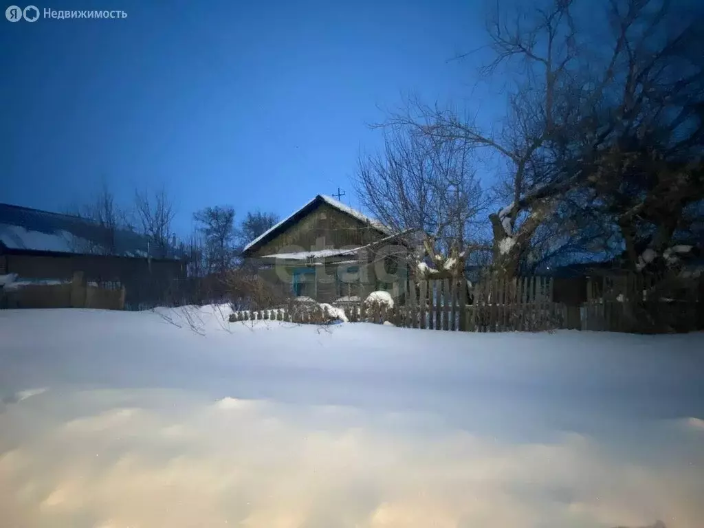 Дом в Челябинская область, Троицкий муниципальный округ, посёлок ... - Фото 2