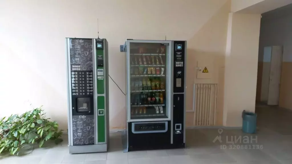 Помещение свободного назначения в Омская область, Омск ул. 2-я ... - Фото 1