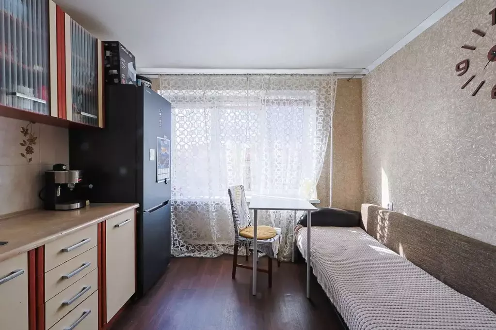 1-к кв. Калининградская область, Калининград Земельная ул., 6 (35.8 м) - Фото 2