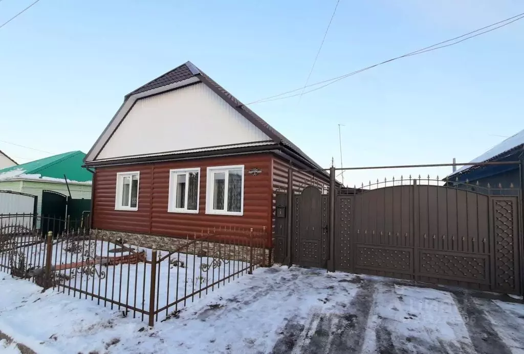 Дом в Омская область, Калачинск Калачинская ул., 22 (103 м) - Фото 2