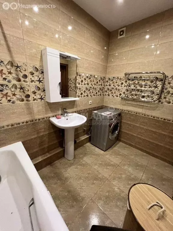 2-комнатная квартира: Калуга, улица Степана Разина, 28 (69.5 м) - Фото 1