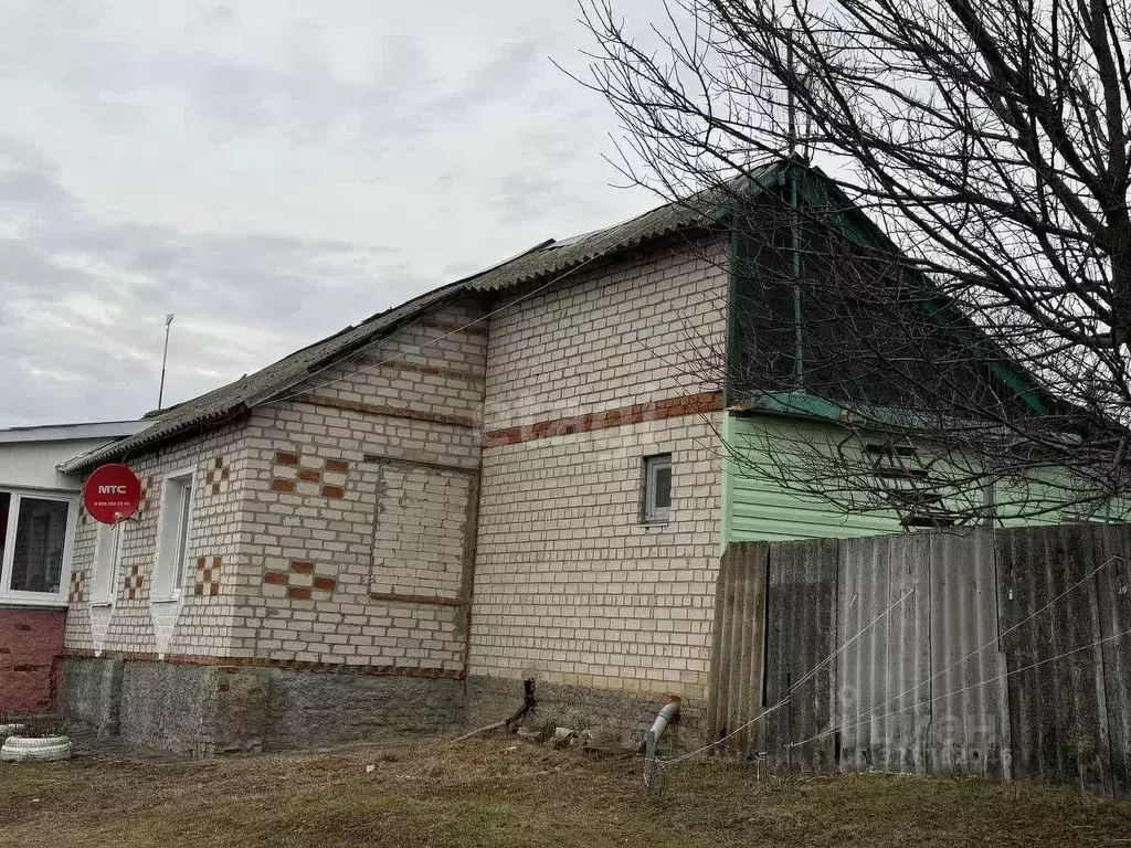 Дом в Курская область, Октябрьский район, Филипповский сельсовет, д. ... - Фото 2