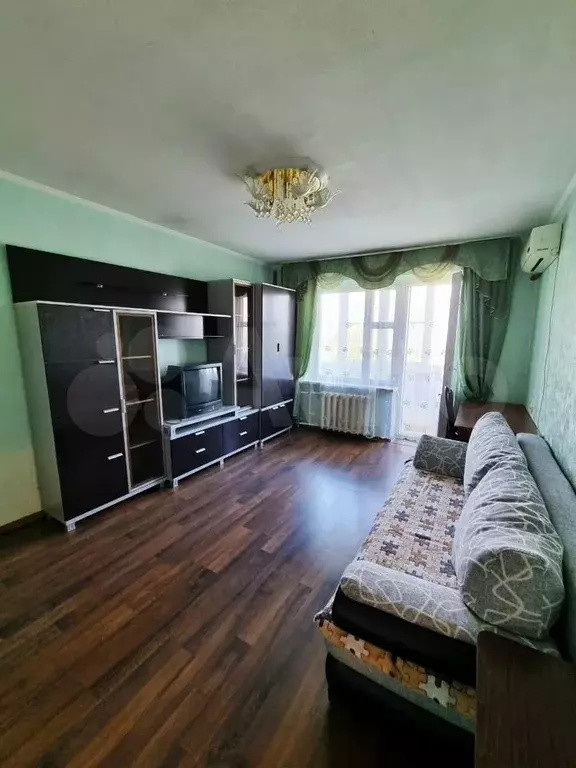 1-к. квартира, 40 м, 6/10 эт. - Фото 0
