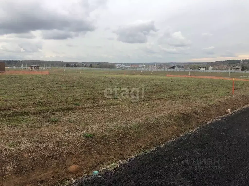 Участок в Московская область, Домодедово городской округ, д. Судаково  ... - Фото 1