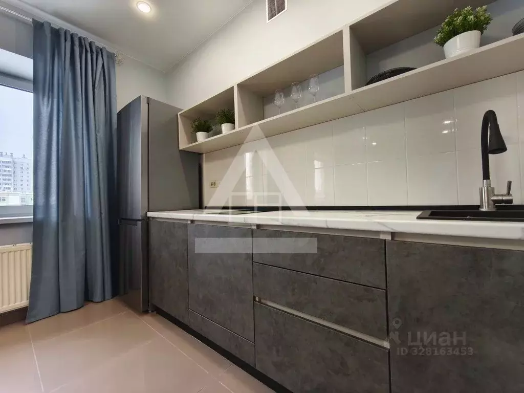 1-к кв. Челябинская область, Челябинск ул. Братьев Кашириных, 166 ... - Фото 2