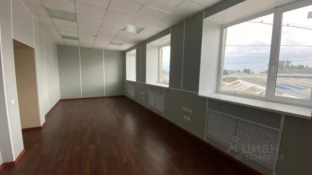 Офис в Новгородская область, Великий Новгород Сырковское ш. (263 м) - Фото 1