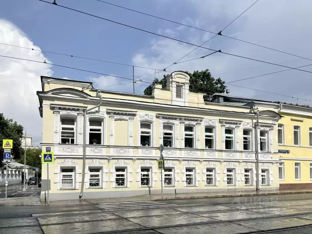 Помещение свободного назначения в Москва Новокузнецкая ул., 29С1 (572 ... - Фото 1