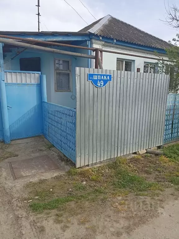 Дом в Ставропольский край, Изобильненский муниципальный округ, с. ... - Фото 1