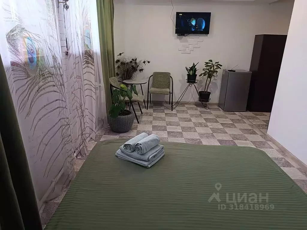 Комната Псковская область, Псков ул. Льва Толстого, 43 - Фото 0