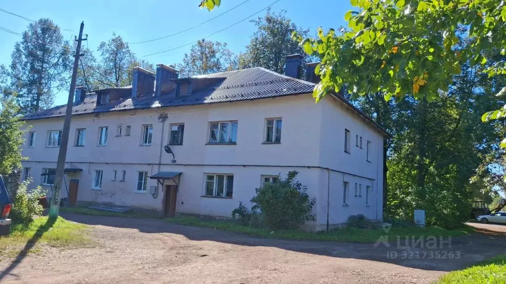 3-к кв. Новгородская область, Малая Вишера Новгородская ул., 6 (46.1 ... - Фото 0
