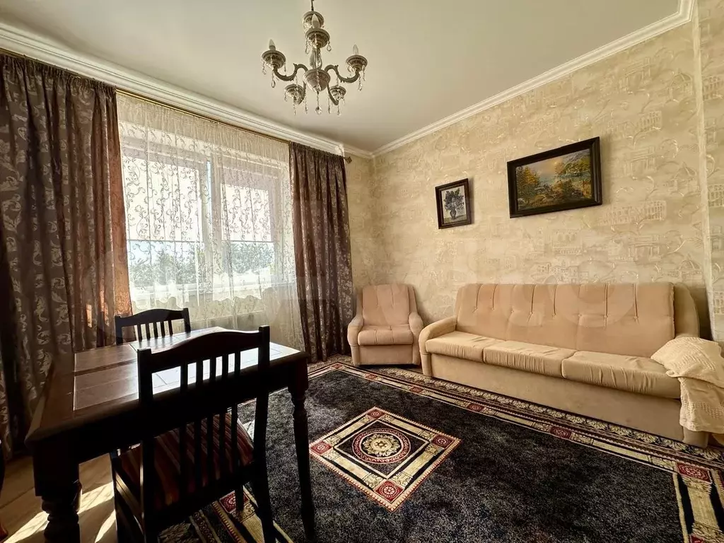 2-к. квартира, 70 м, 3/17 эт. - Фото 1