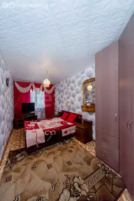 3-комнатная квартира: Бийск, улица 8 Марта, 17 (59.9 м) - Фото 2