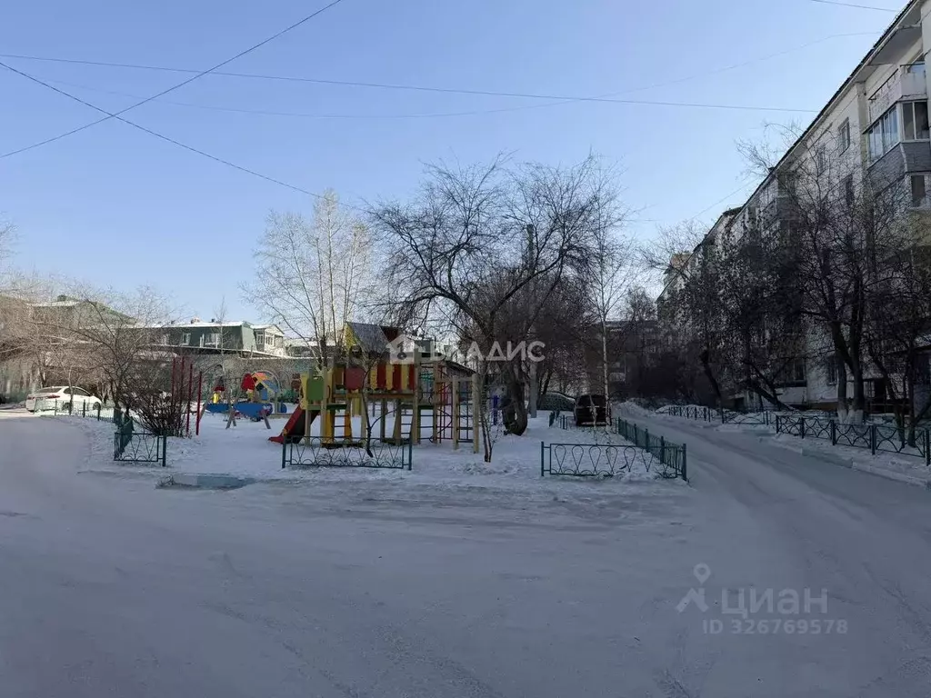 3-к кв. Бурятия, Улан-Удэ просп. Строителей, 54 (64.0 м) - Фото 1