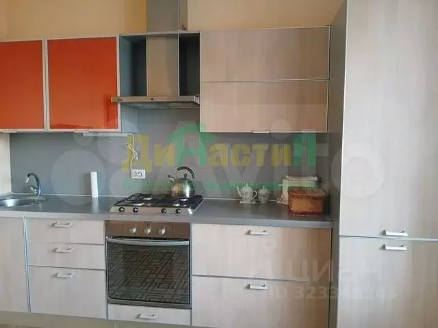 2-к кв. Белгородская область, Белгород ул. Щорса, 57 (80.0 м) - Фото 1