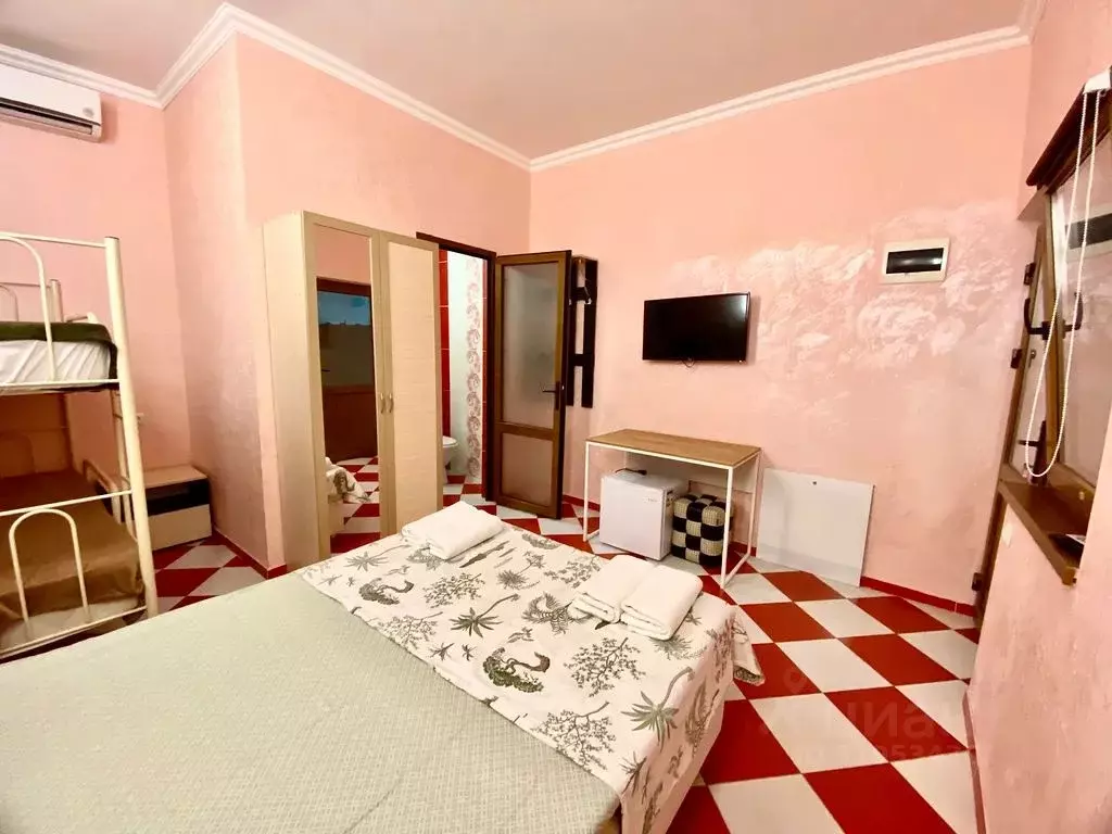 Комната Краснодарский край, Геленджик ул. Матросова, 6 - Фото 1