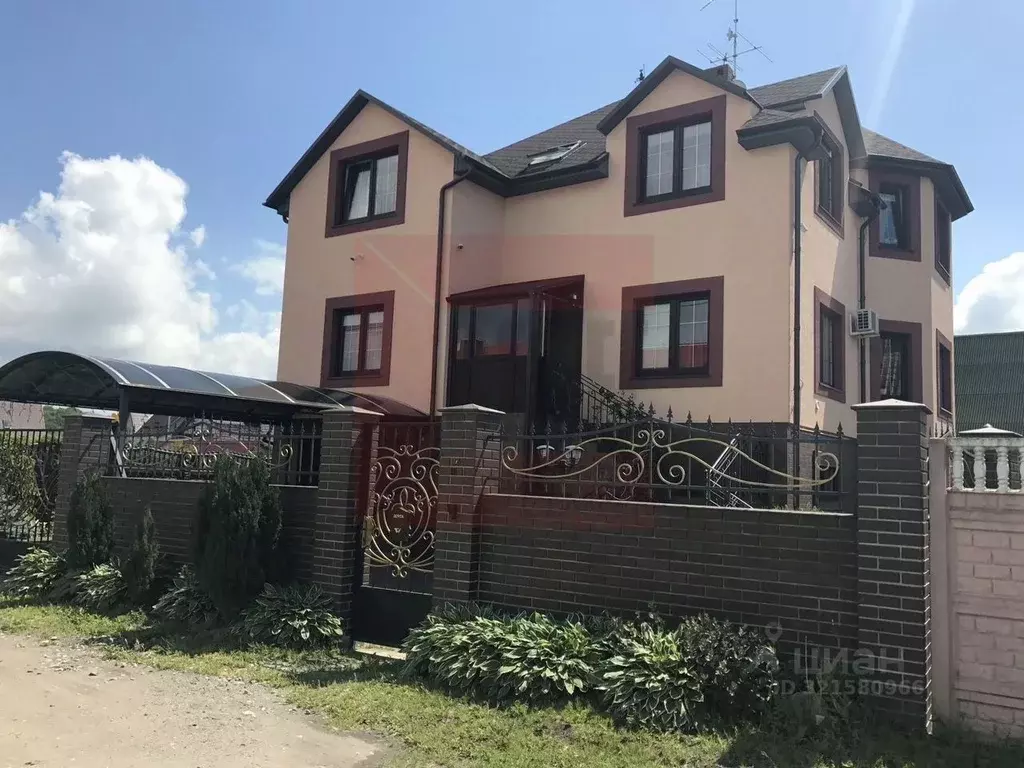 Дом в Калининградская область, Гурьевский муниципальный округ, пос. ... - Фото 1