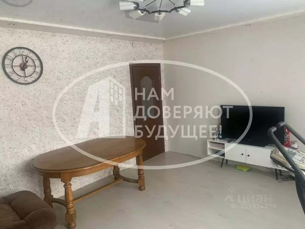 Дом в Пермский край, Чернушинский муниципальный округ, д. Зверево ул. ... - Фото 1