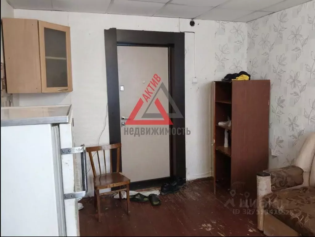 Комната Свердловская область, Каменск-Уральский ул. Пугачева, 31 (12.3 ... - Фото 2