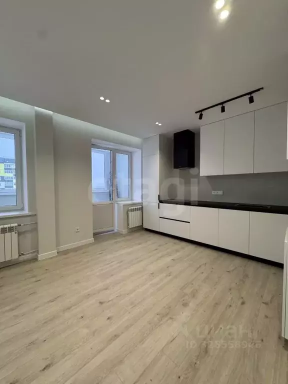 3-к кв. Калужская область, Калуга ул. Минская, 40 (59.3 м) - Фото 2