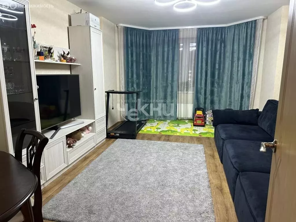 3-комнатная квартира: Нижний Новгород, Первоцветная улица, 6 (91 м) - Фото 2