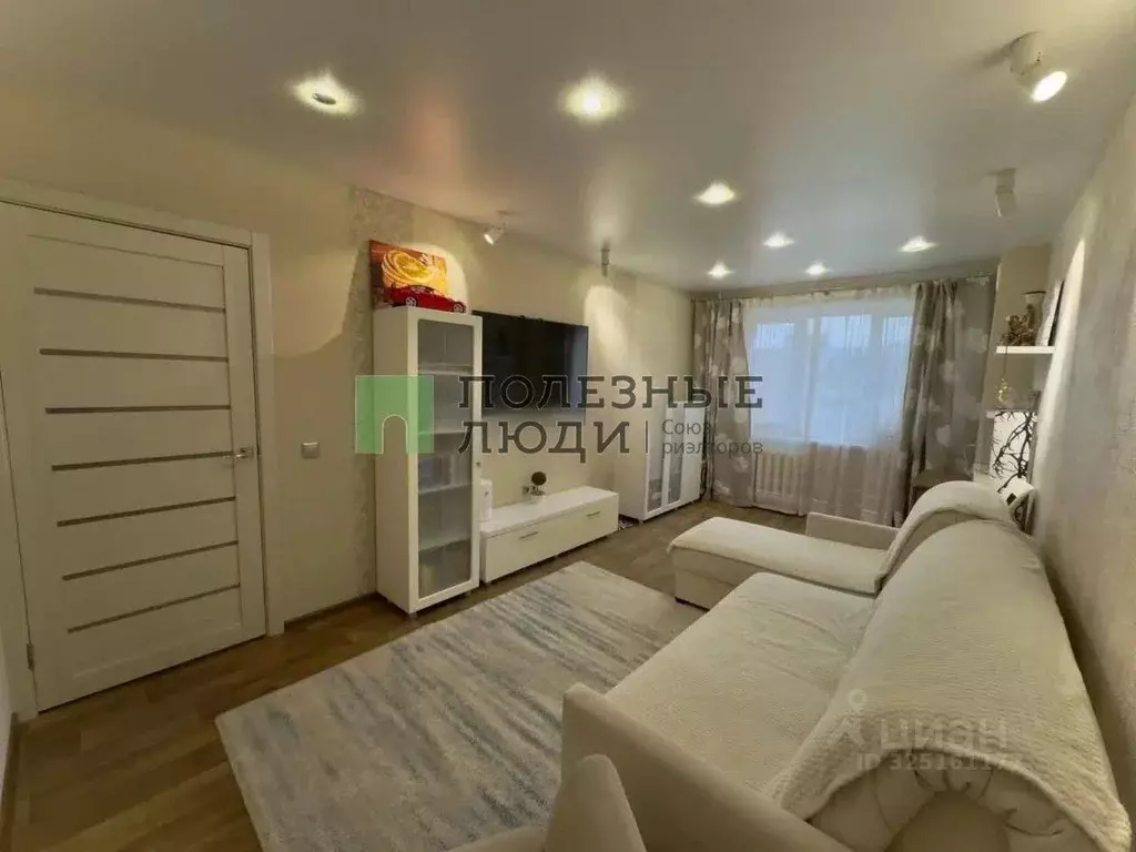 3-к кв. Курганская область, Курган Заозерный жилрайон, 3-й мкр, 12к1 ... - Фото 2