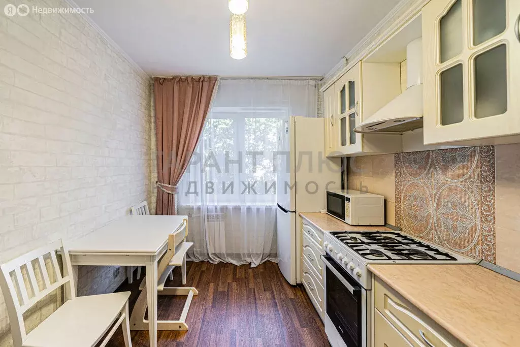 2-комнатная квартира: Липецк, Липовская улица, 6/4 (51.8 м) - Фото 1