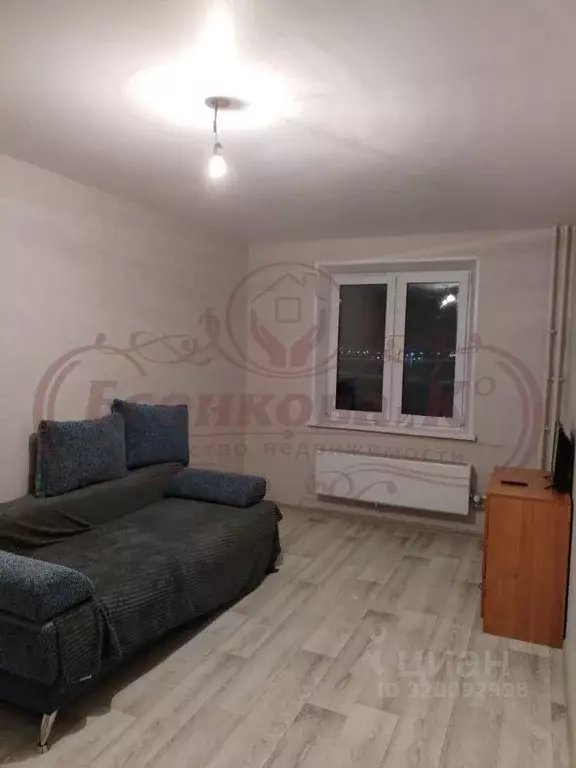 1-к кв. Курганская область, Курган Заозерный жилрайон, 8-й мкр, 5 ... - Фото 1
