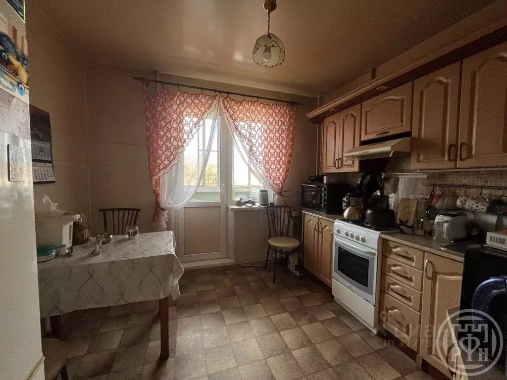 2-к кв. Ленинградская область, Луга ул. Красной Артиллерии, 26 (57.0 ... - Фото 1