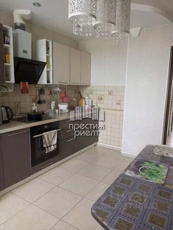 2-к кв. Калужская область, Калуга Хрустальная ул., 44к2 (62.1 м) - Фото 1