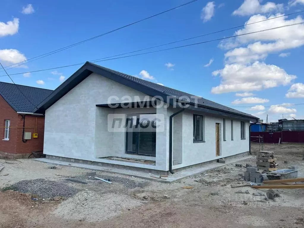 Дом в Калмыкия, Элиста ул. 4-я Северо-Западная, 1 (128 м) - Фото 1