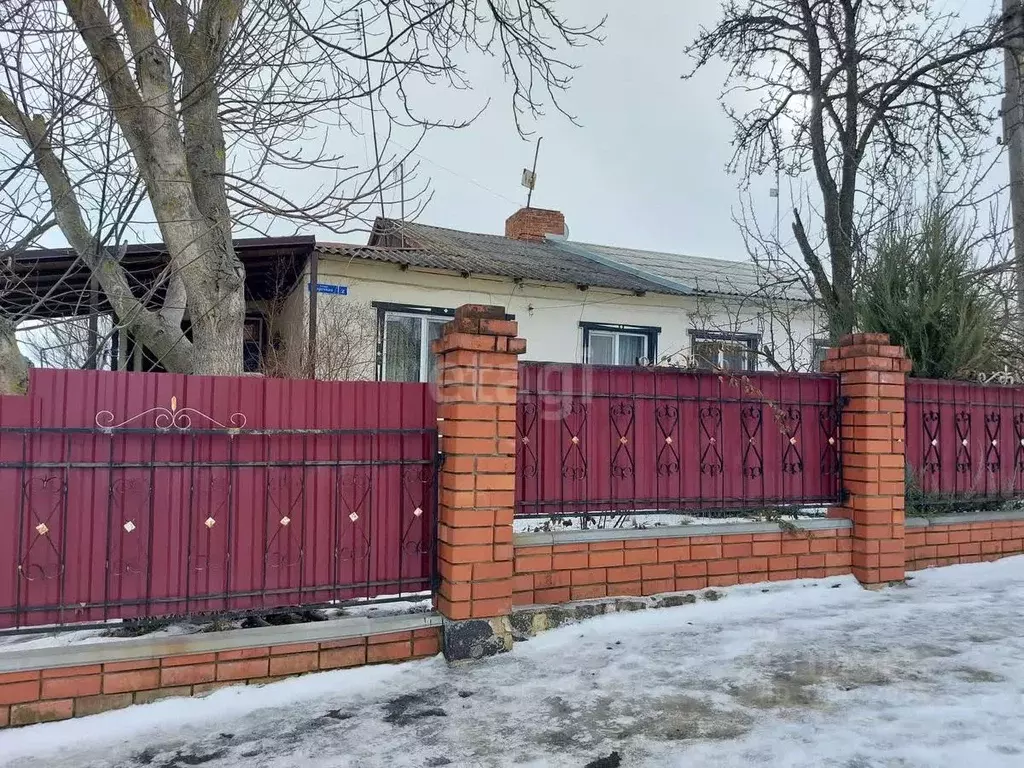 Дом в Белгородская область, Белгородский район, Головинское с/пос, с. ... - Фото 1