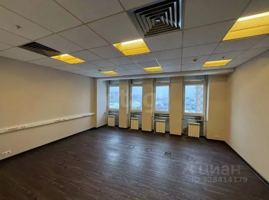 Офис в Московская область, Люберцы Октябрьский просп., 1 (67 м) - Фото 1