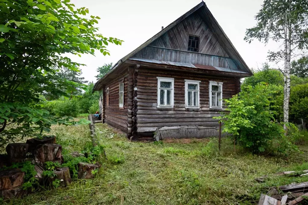 Дом в Новгородская область, Малая Вишера ул. Саши Александровой, 119 ... - Фото 1